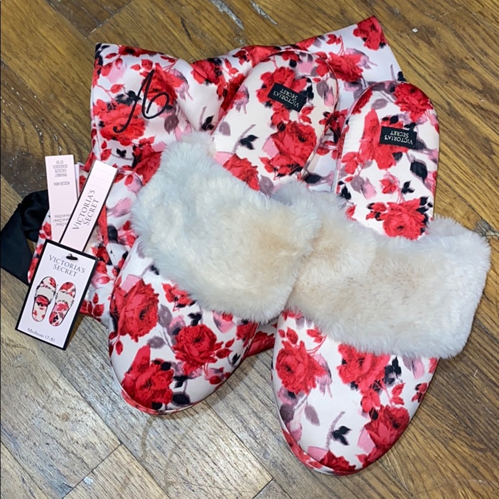 Victoria’s Secret Slippers